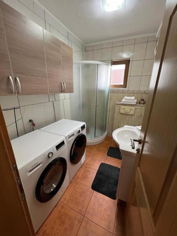 Bihać Teal Apartments מראה חיצוני תמונה