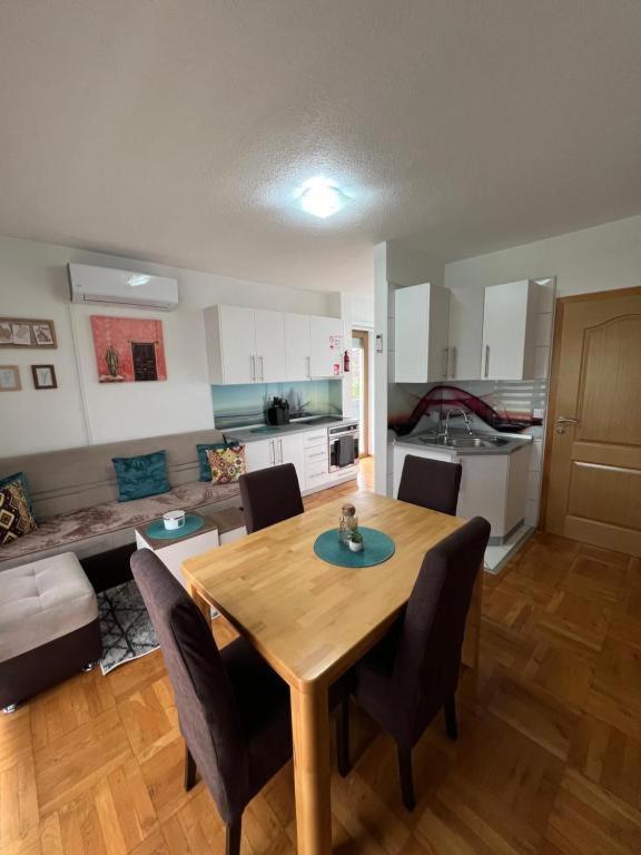 Bihać Teal Apartments מראה חיצוני תמונה