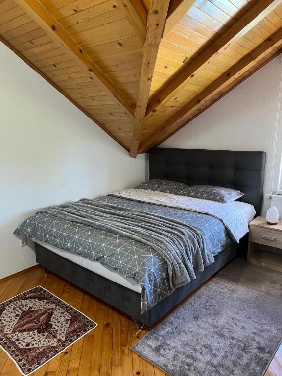 Bihać Teal Apartments מראה חיצוני תמונה