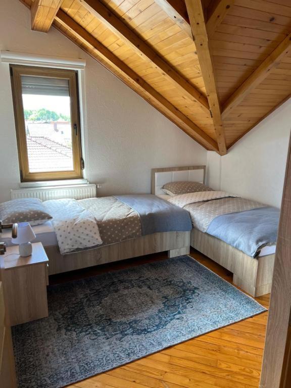 Bihać Teal Apartments מראה חיצוני תמונה