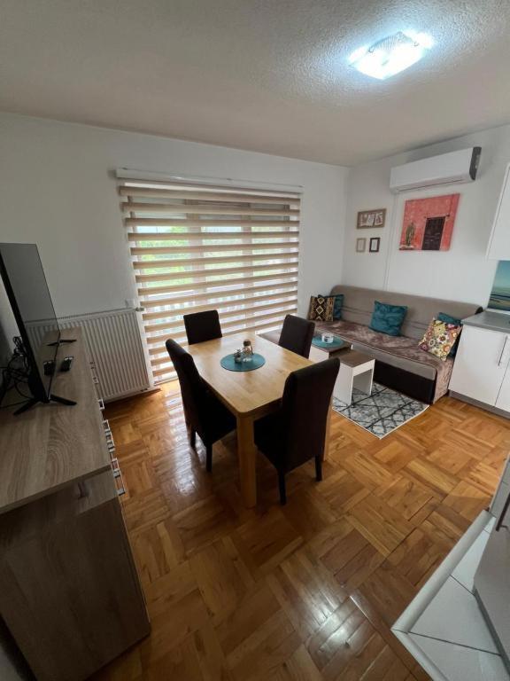 Bihać Teal Apartments מראה חיצוני תמונה